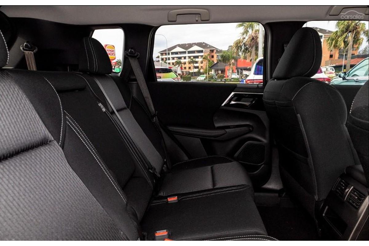2024 Mitsubishi Outlander ES ZM 2WD