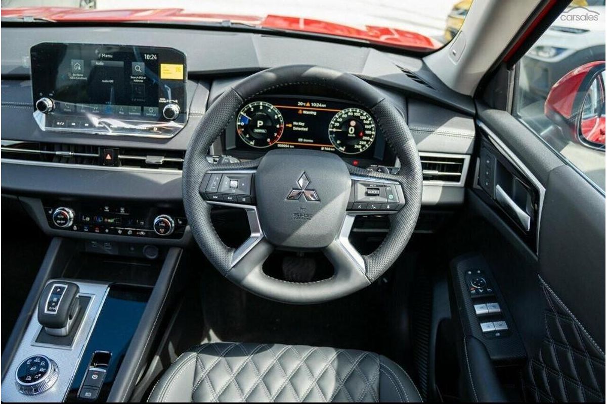 2024 Mitsubishi Outlander Exceed ZM AWD