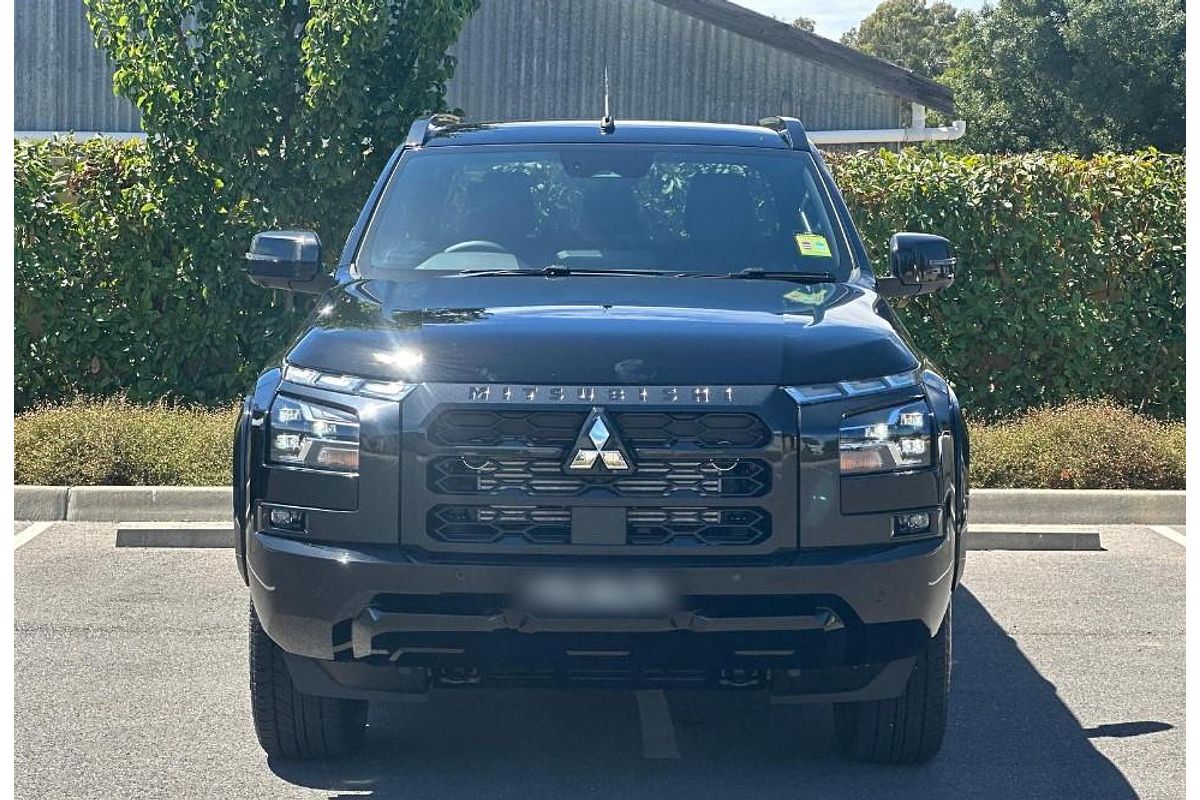 2024 Mitsubishi Triton GSR MV 4X4