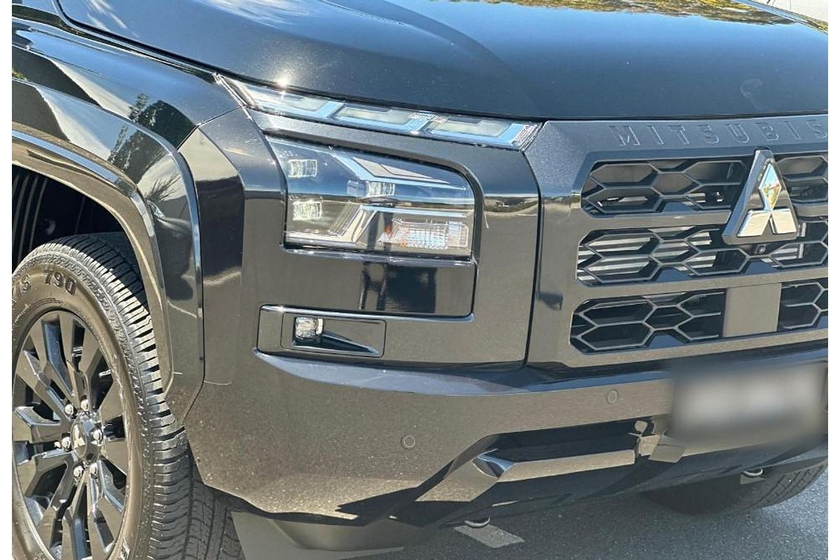 2024 Mitsubishi Triton GSR MV 4X4