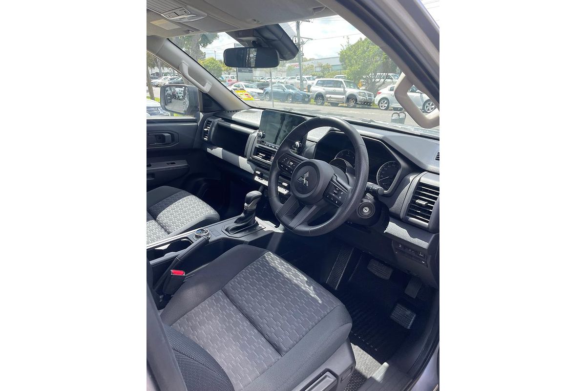 2024 Mitsubishi Triton GLX MV