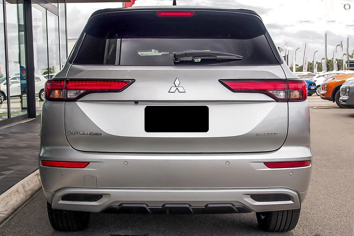 2024 Mitsubishi Outlander Exceed Tourer ZM