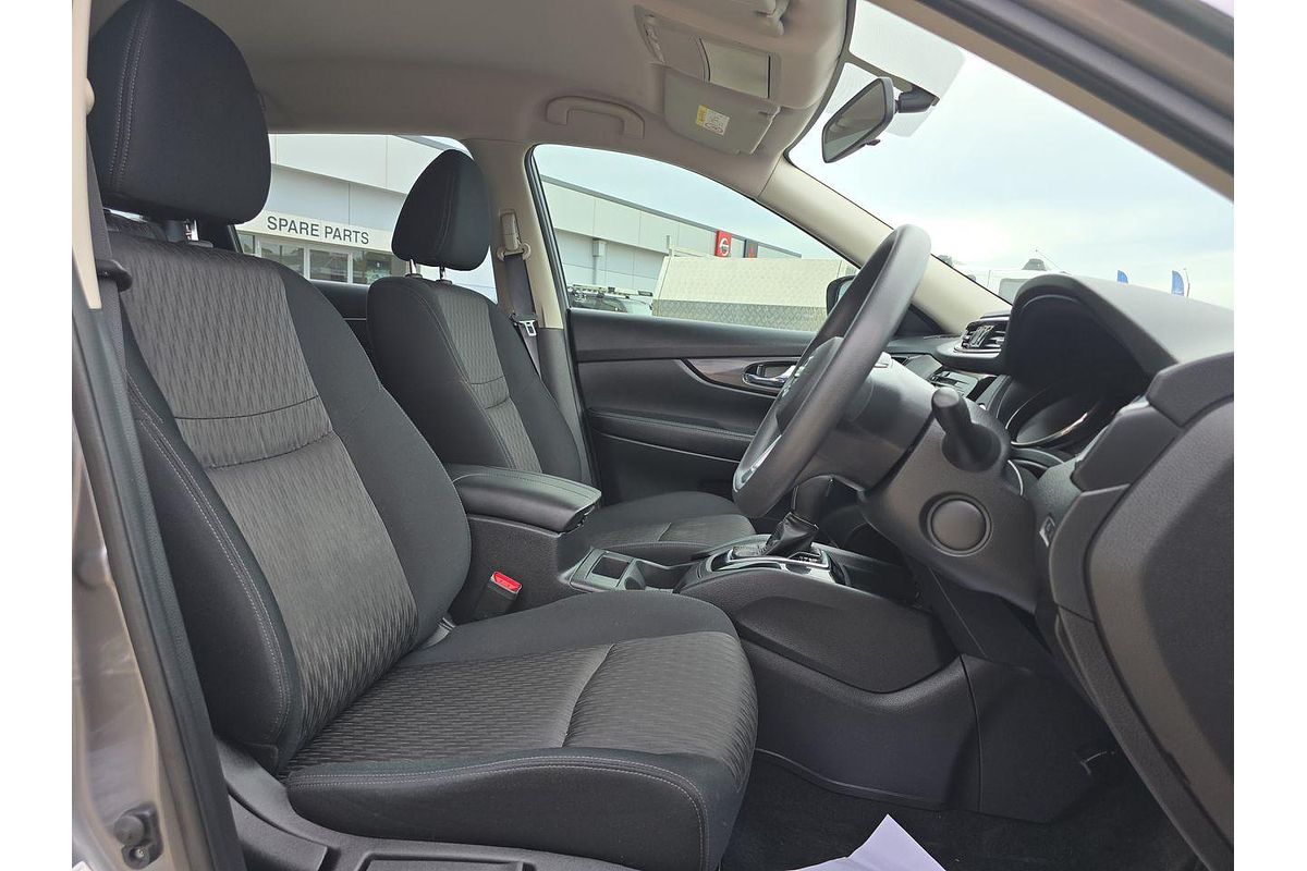 2022 Nissan X-TRAIL ST T32