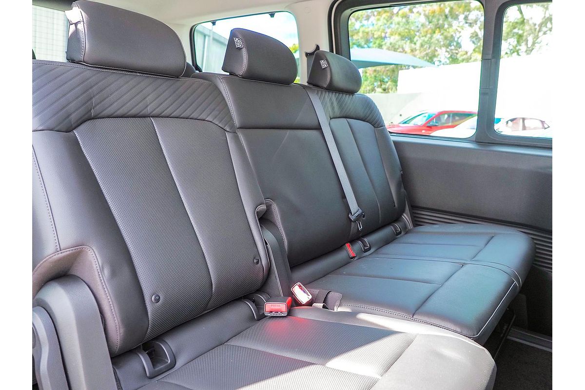 2024 Hyundai STARIA Highlander US4.V3