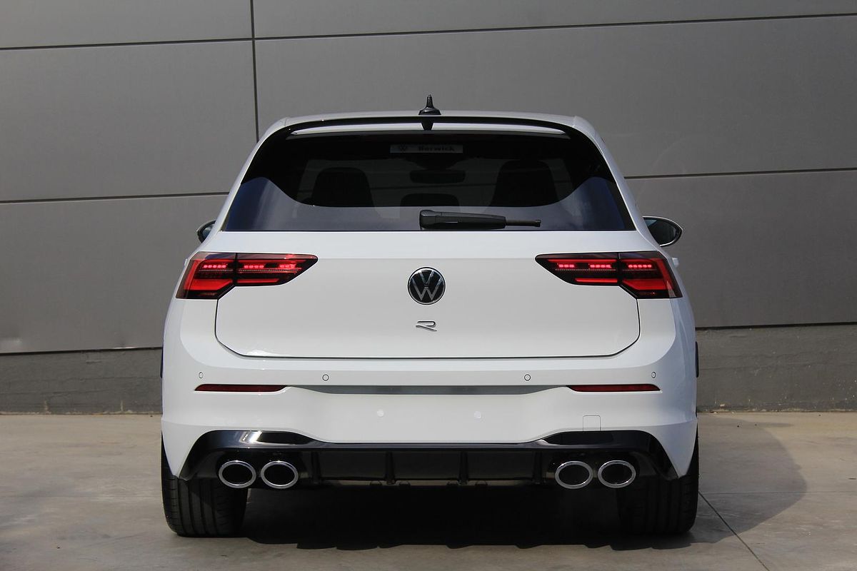 2024 Volkswagen Golf R 8