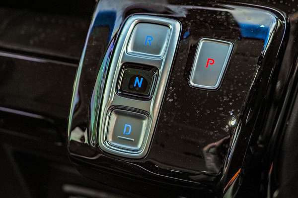 2024 Hyundai STARIA Highlander US4.V3