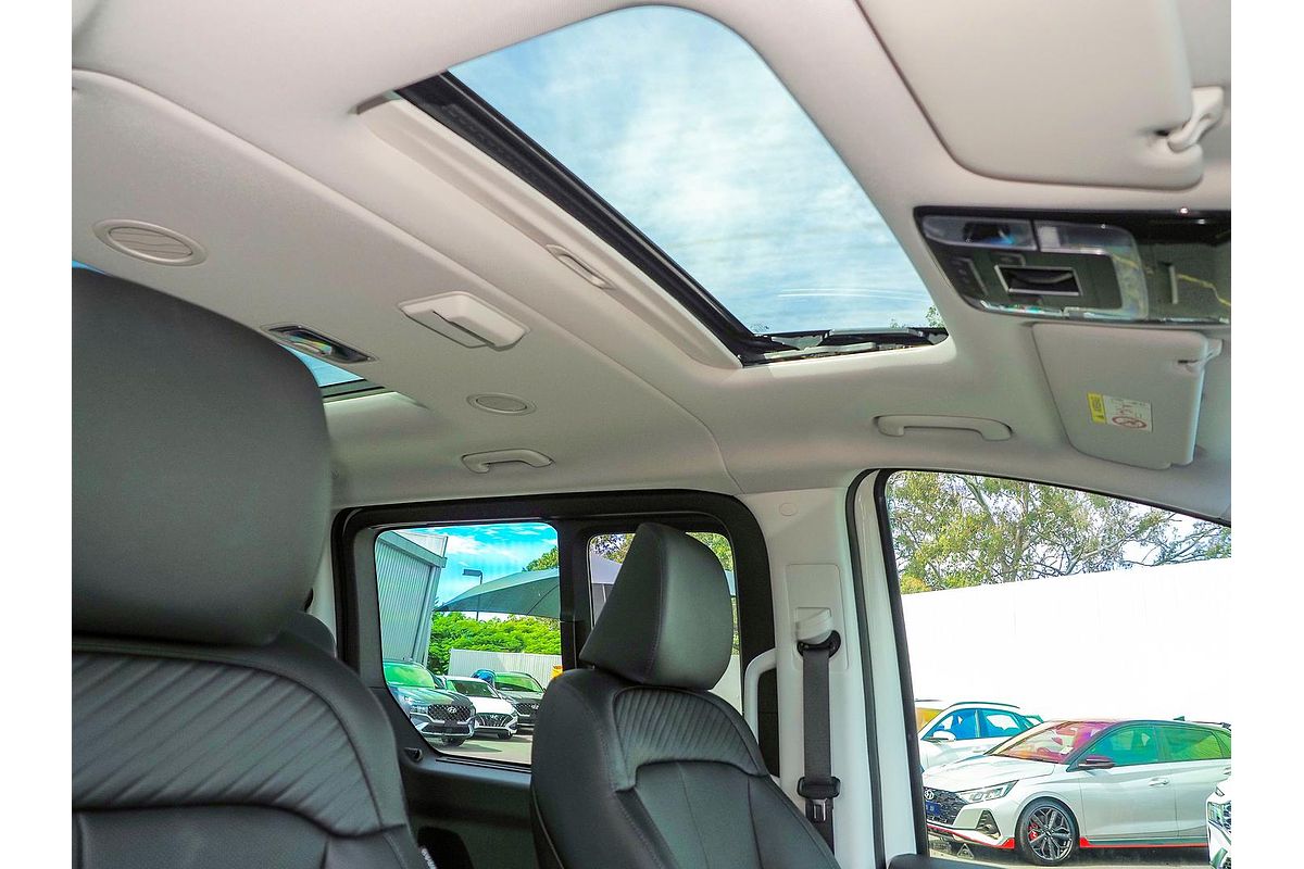 2024 Hyundai STARIA Highlander US4.V3