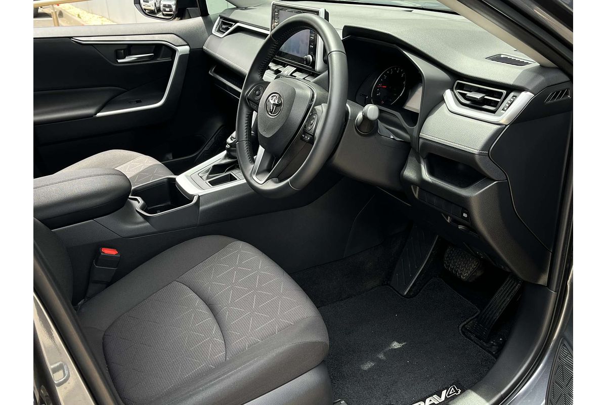 2022 Toyota RAV4 GXL MXAA52R