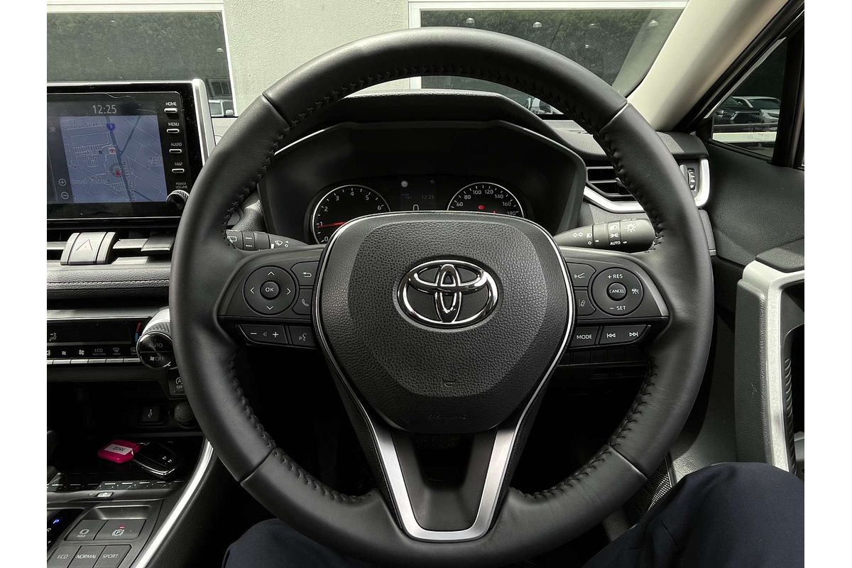 2022 Toyota RAV4 GXL MXAA52R