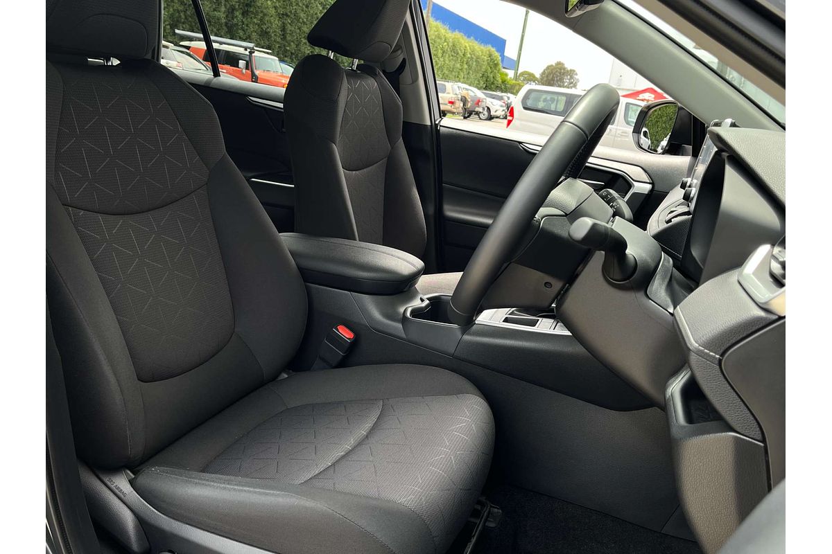 2022 Toyota RAV4 GXL MXAA52R