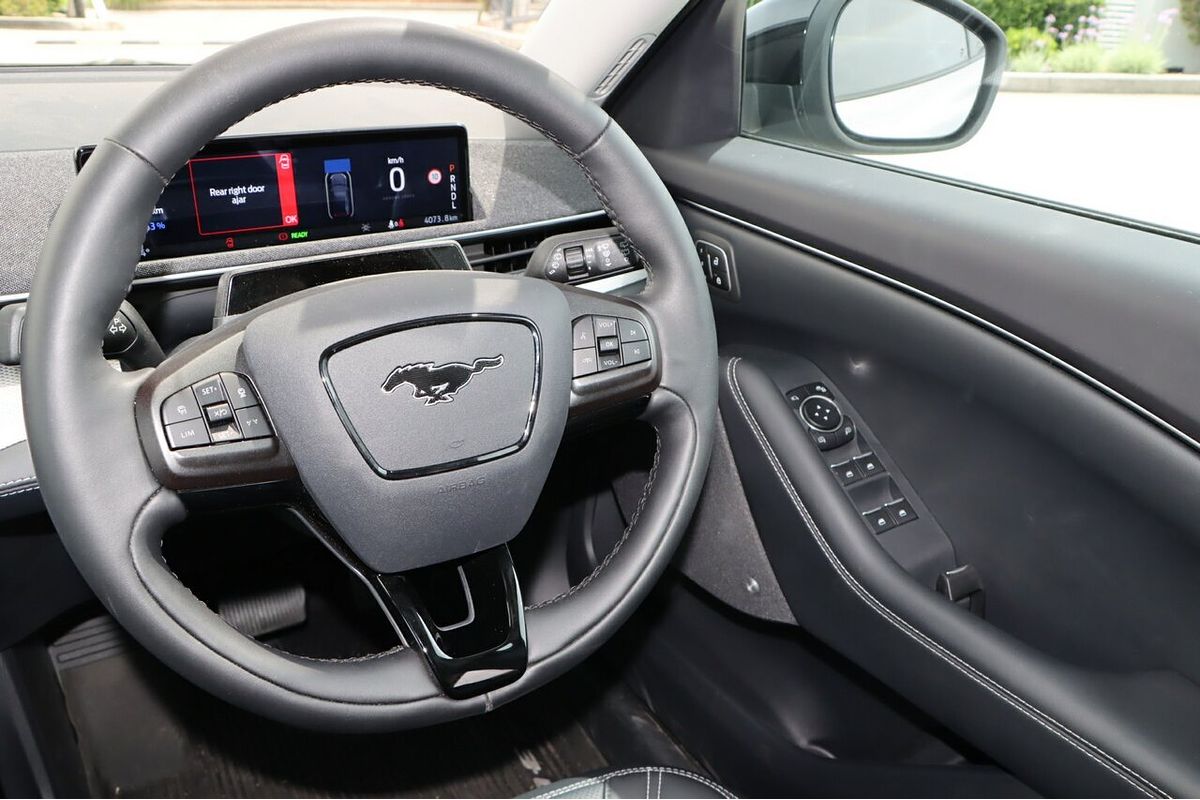 2023 Ford Mustang Mach-E Select