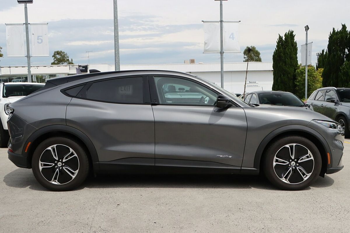 2023 Ford Mustang Mach-E Select