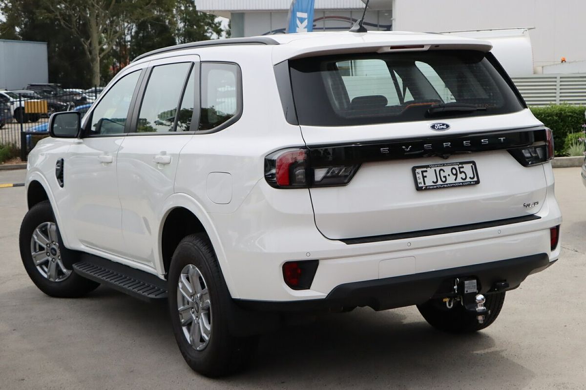 2024 Ford Everest Ambiente