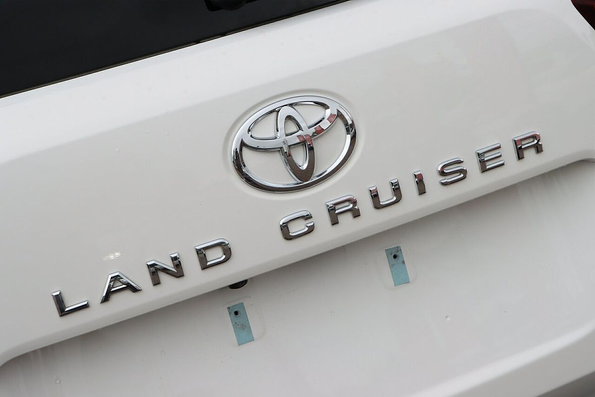 2023 Toyota Landcruiser GXL FJA300R