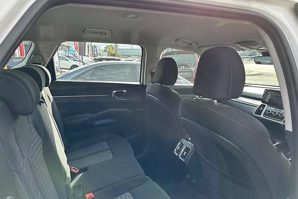 2022 Kia Sorento S MQ4