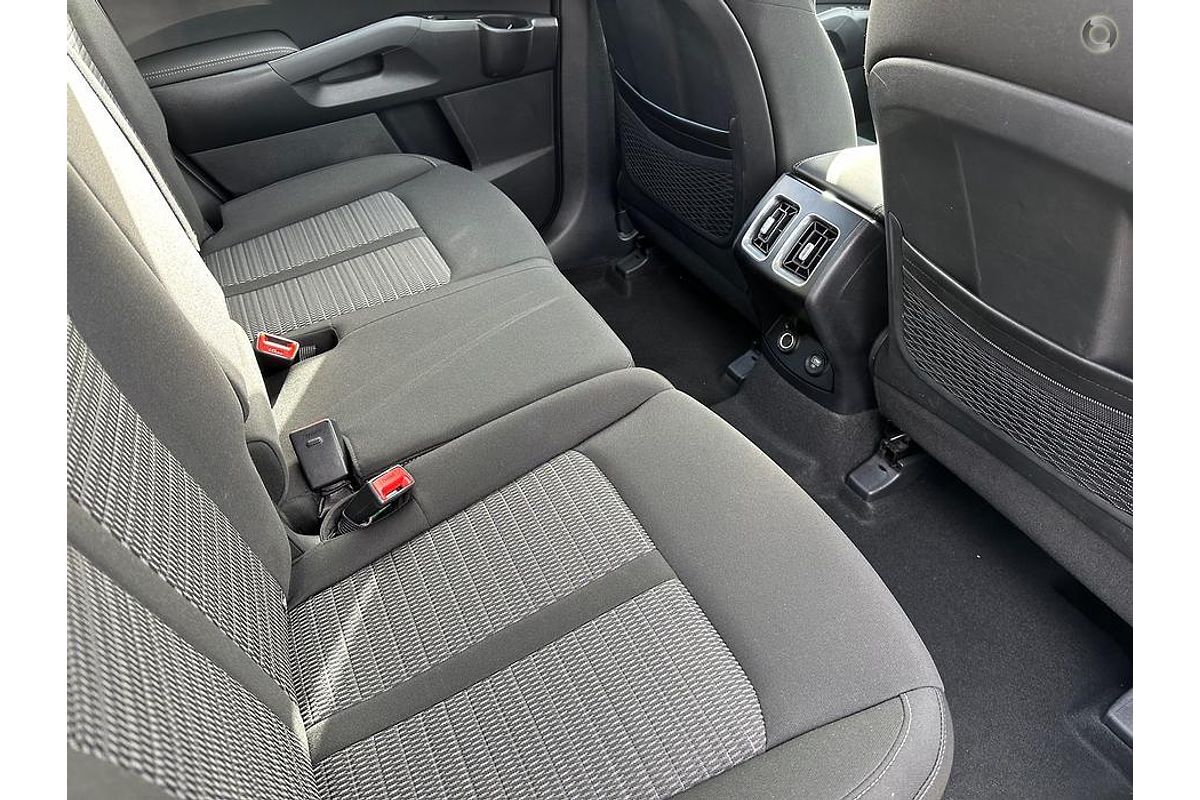 2022 Kia Sorento S MQ4