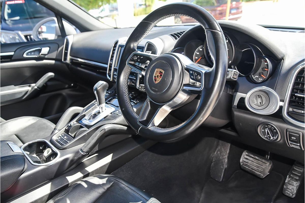 2016 Porsche Cayenne Diesel 92A