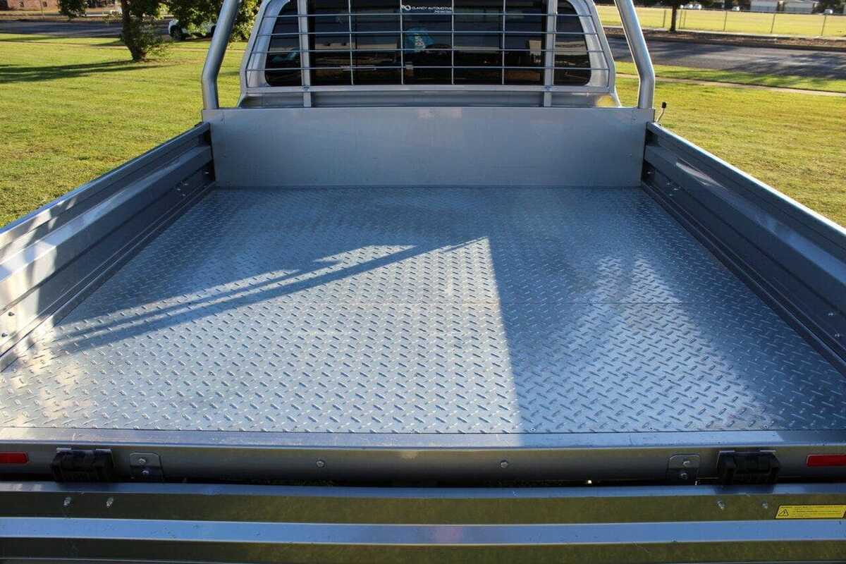 2019 Toyota HILUX SR5 GUN126R