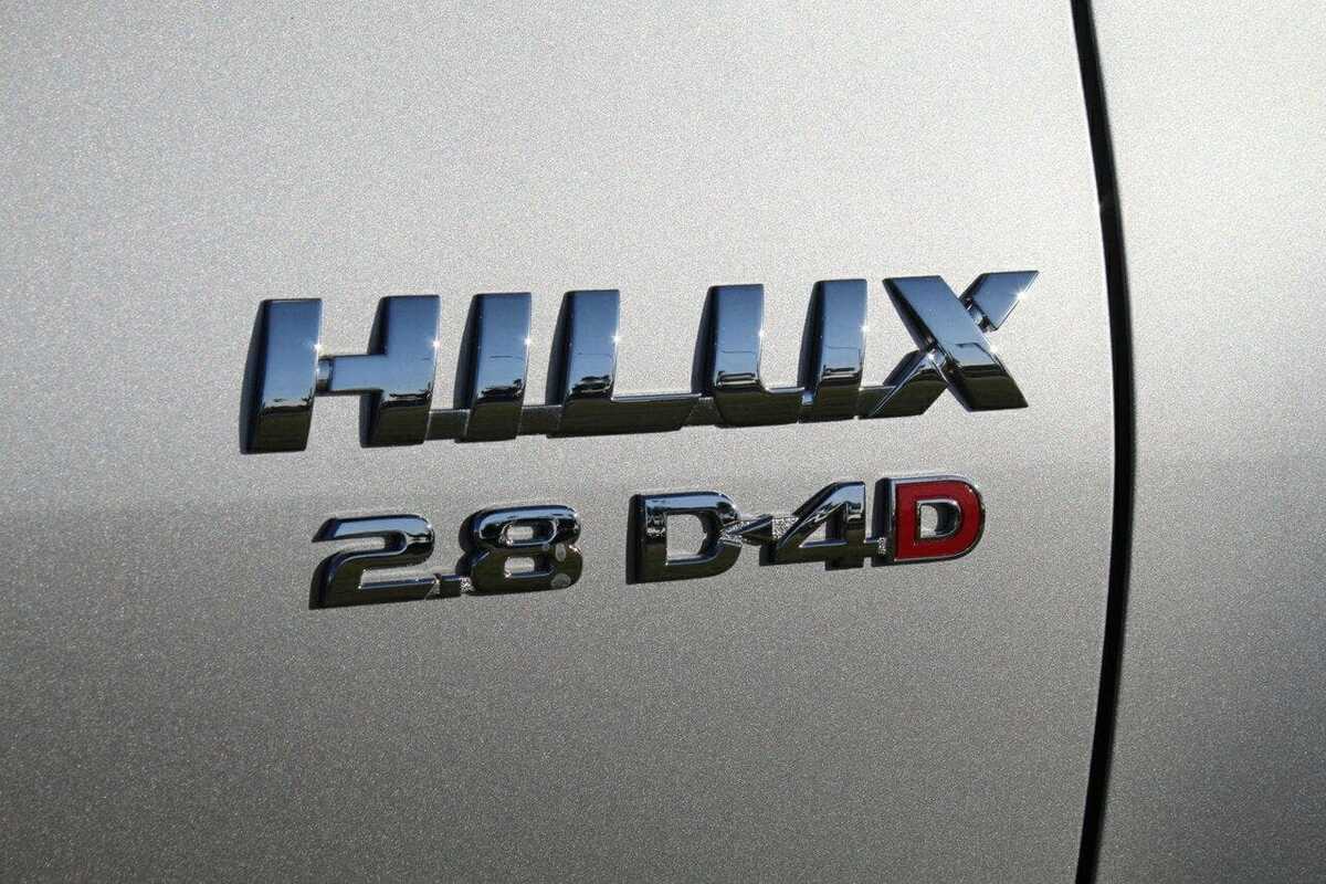 2019 Toyota HILUX SR5 GUN126R
