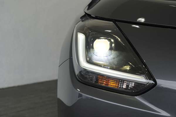 2024 Suzuki Swift Hybrid UZ