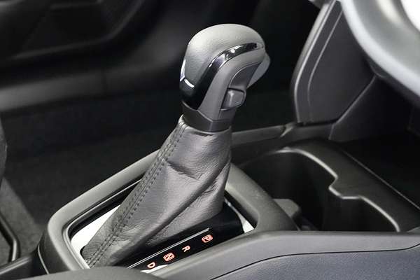 2024 Suzuki Swift Hybrid UZ