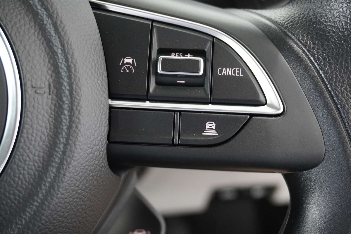 2024 Suzuki Swift Hybrid UZ