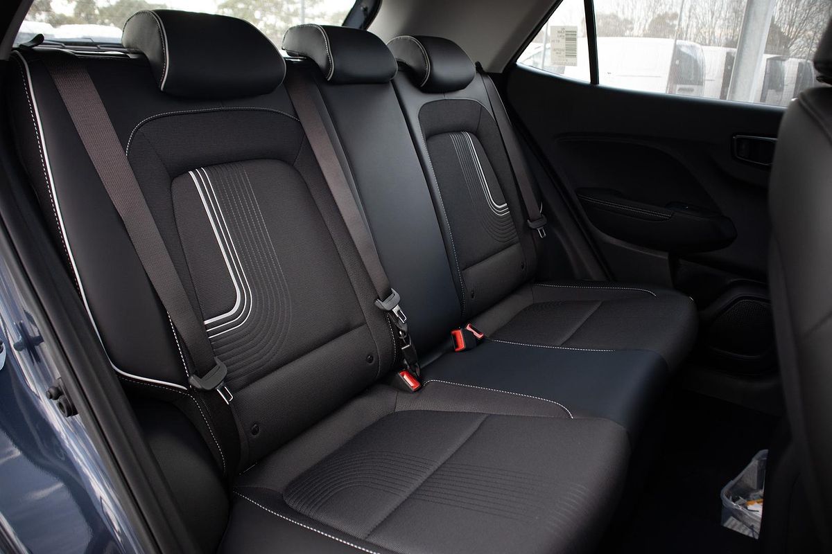 2024 Hyundai Venue Active QX.V5