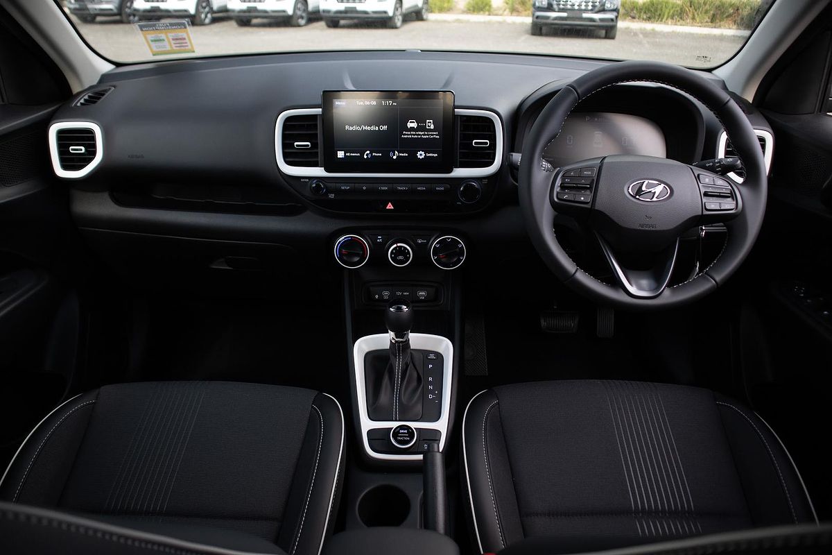 2024 Hyundai Venue Active QX.V5