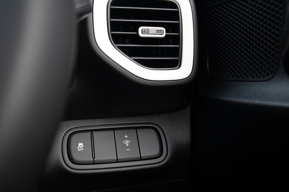 2024 Hyundai Venue Active QX.V5