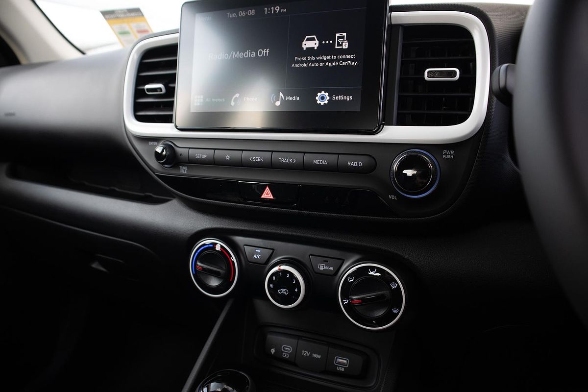 2024 Hyundai Venue Active QX.V5