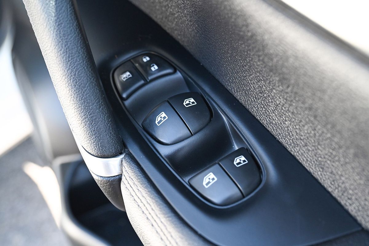 2018 Nissan QASHQAI N-TEC J11 Series 2