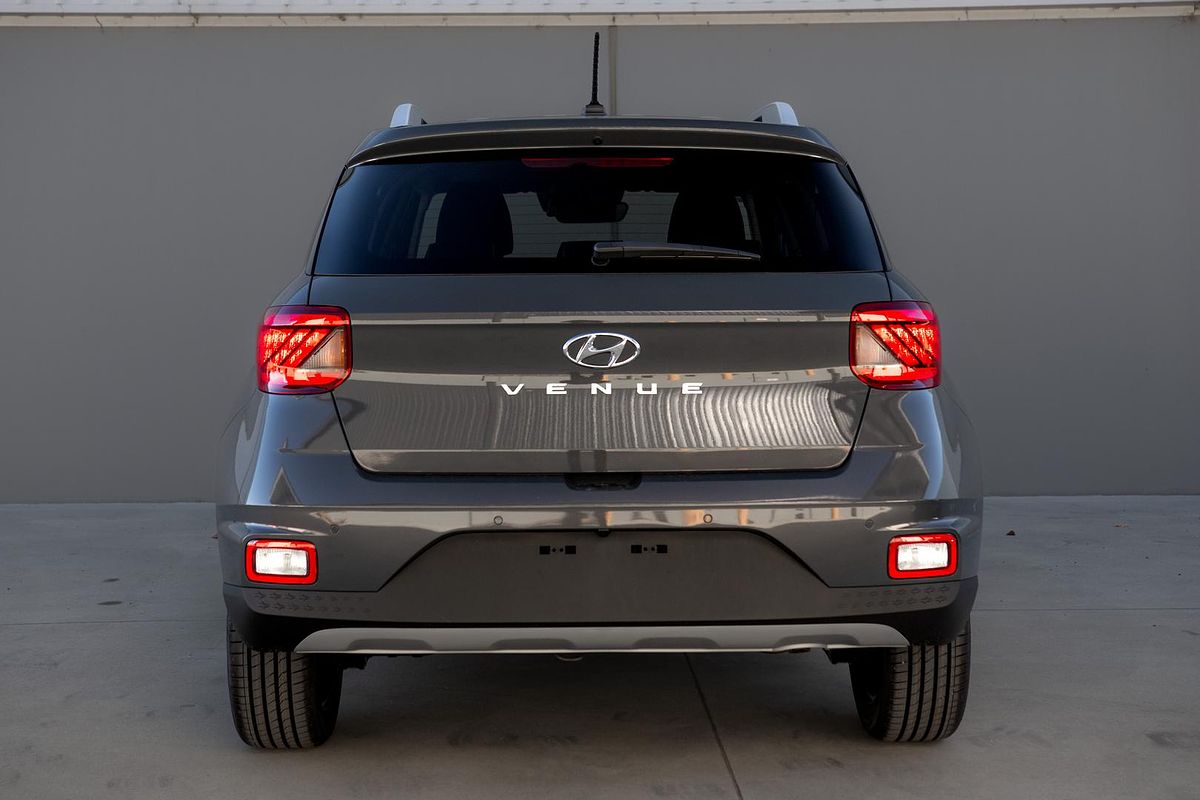 2024 Hyundai Venue Elite QX.V5