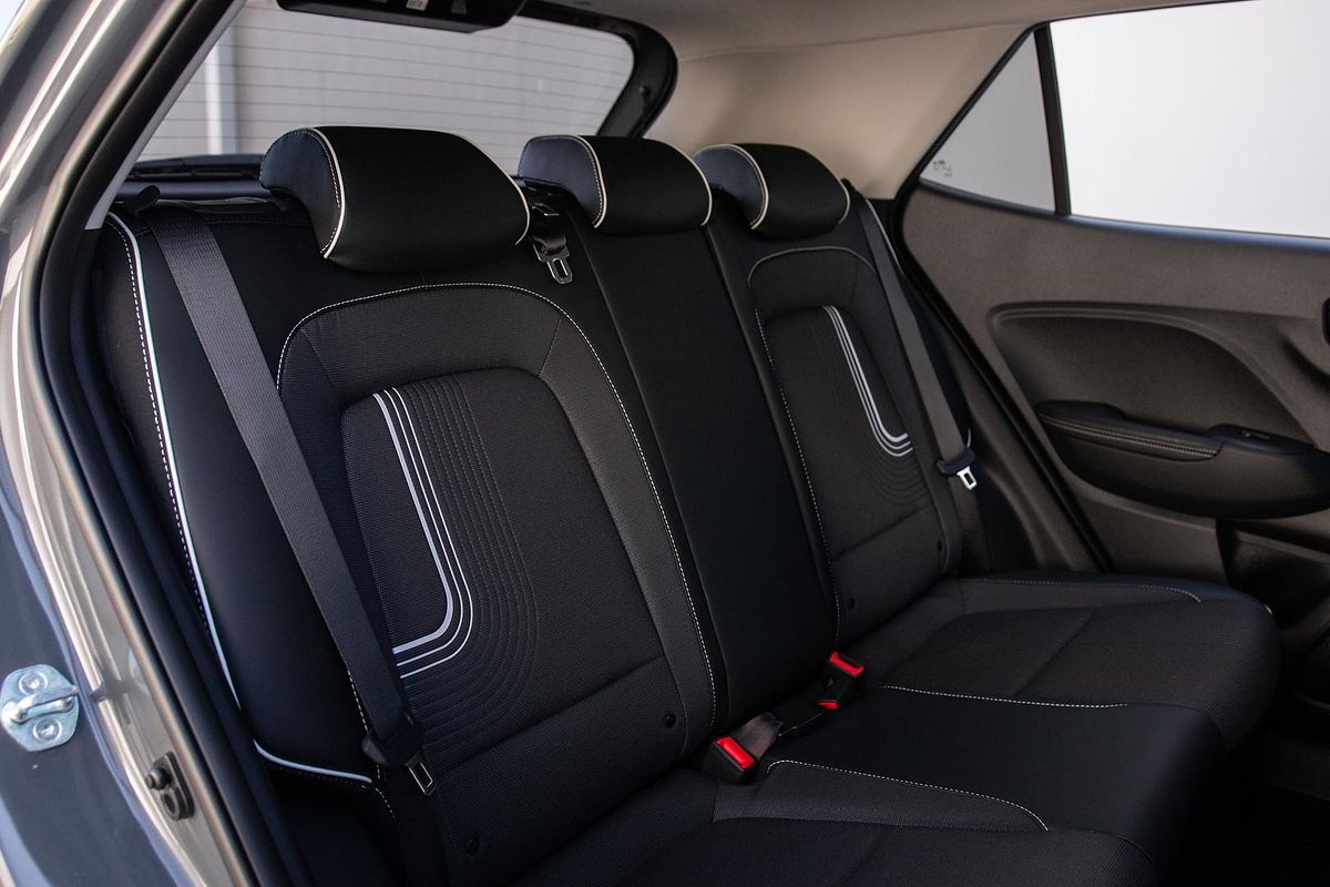 2024 Hyundai Venue Elite QX.V5