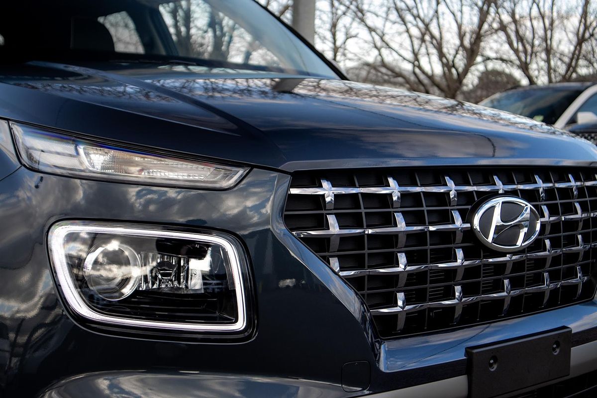 2024 Hyundai Venue Elite QX.V5