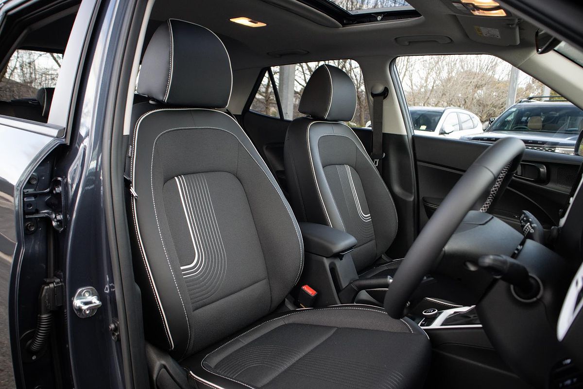 2024 Hyundai Venue Elite QX.V5