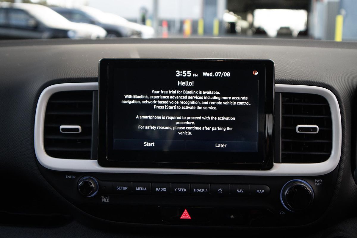 2024 Hyundai Venue Elite QX.V5