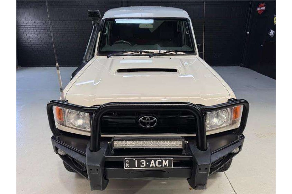 2009 Toyota Landcruiser Workmate Troopcarrier VDJ78R