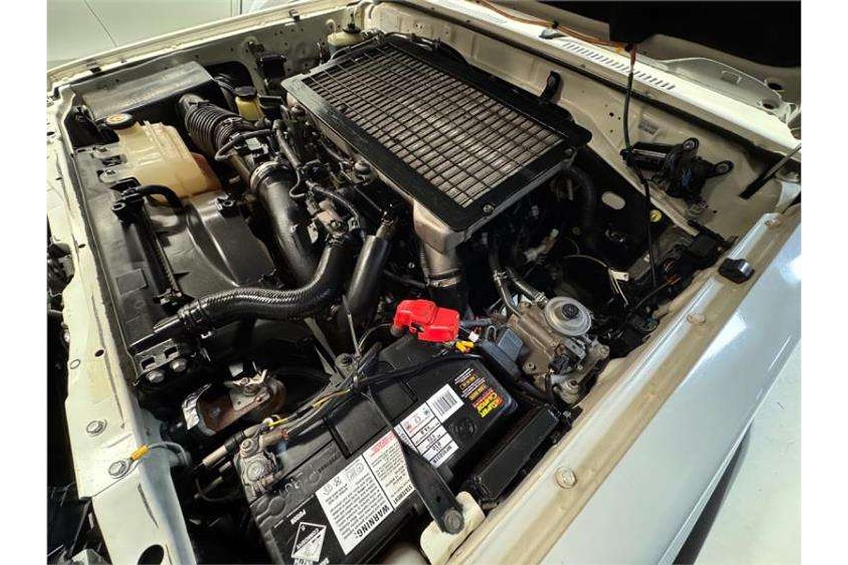 2009 Toyota Landcruiser Workmate Troopcarrier VDJ78R