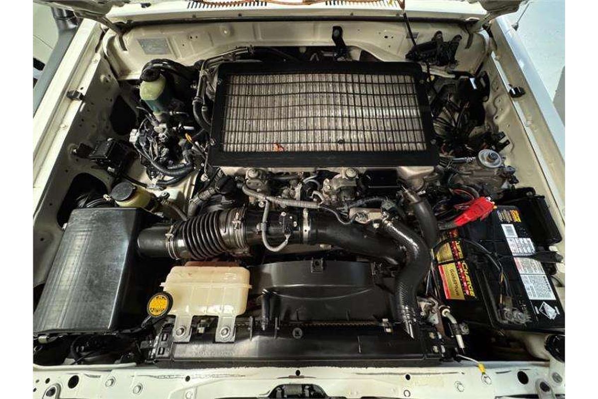 2009 Toyota Landcruiser Workmate Troopcarrier VDJ78R