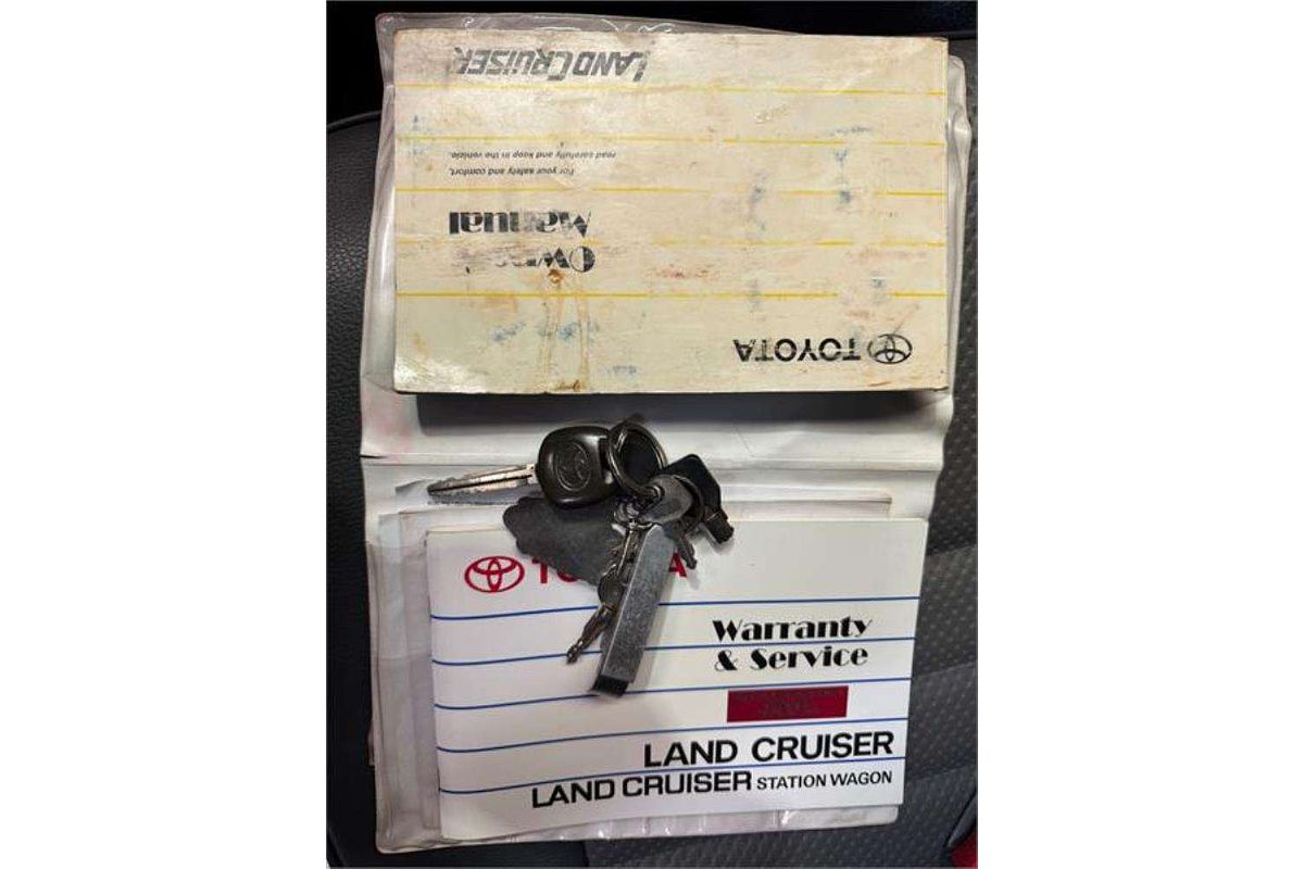 2009 Toyota Landcruiser Workmate Troopcarrier VDJ78R