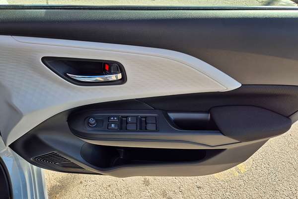 2024 Suzuki Swift Hybrid Plus UZ