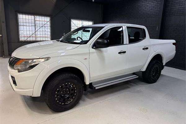 2016 Mitsubishi Triton GLX MQ 4X4