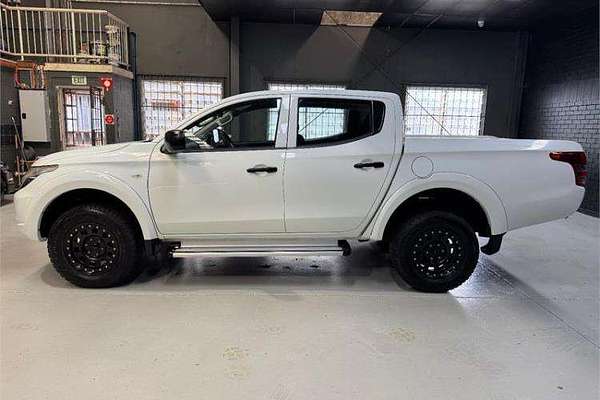 2016 Mitsubishi Triton GLX MQ 4X4