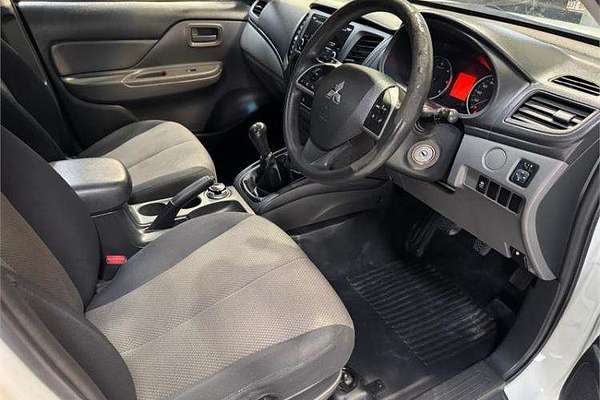 2016 Mitsubishi Triton GLX MQ 4X4