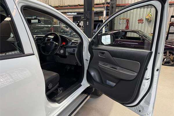 2016 Mitsubishi Triton GLX MQ 4X4