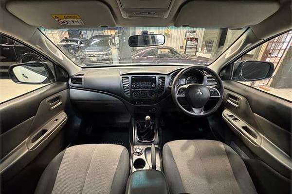2016 Mitsubishi Triton GLX MQ 4X4