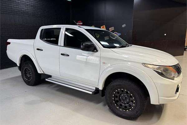 2016 Mitsubishi Triton GLX MQ 4X4