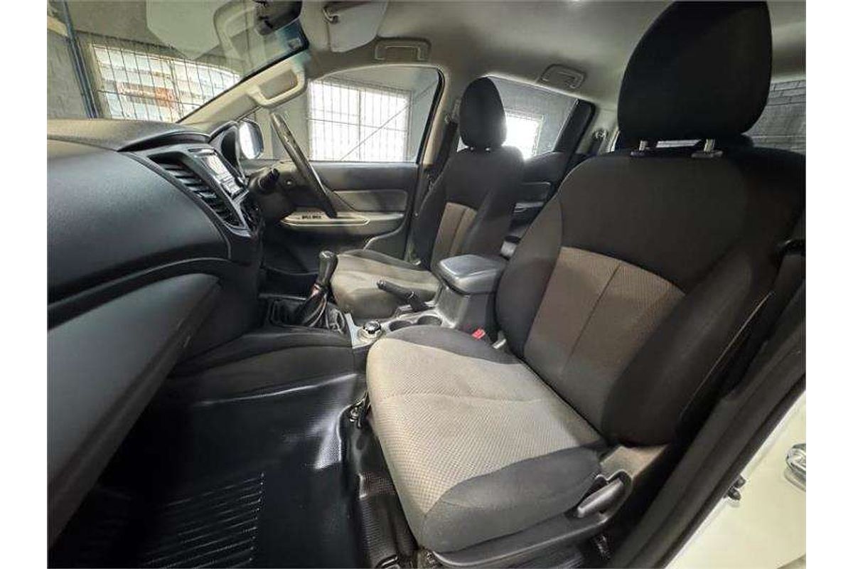 2016 Mitsubishi Triton GLX MQ 4X4