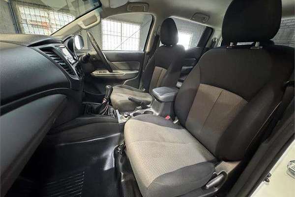 2016 Mitsubishi Triton GLX MQ 4X4