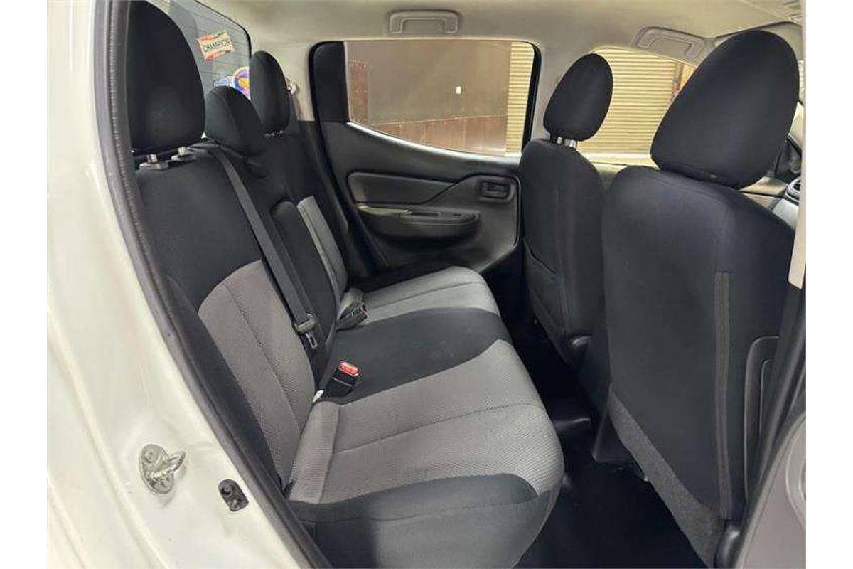 2016 Mitsubishi Triton GLX MQ 4X4